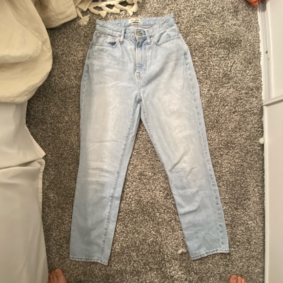 Madewell CURVY Perfect Vintage Jean in Fitzgerald Wash - Picture 5 of 12